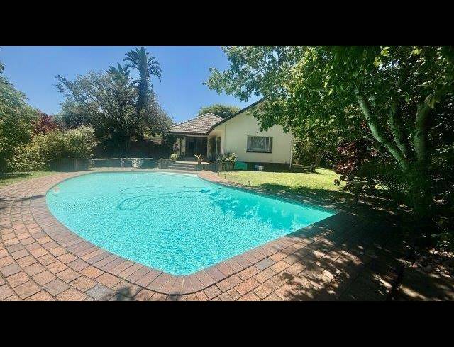 4 BEDROOM HOUSE FOR SALE IN ATHOLL HEIGHTS